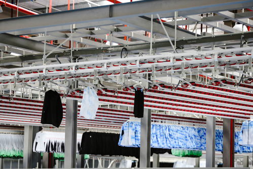 數(shù)字中國進行時 把一雙鞋當成一個科技產品去做 從鞋服創(chuàng)新感知中國智造